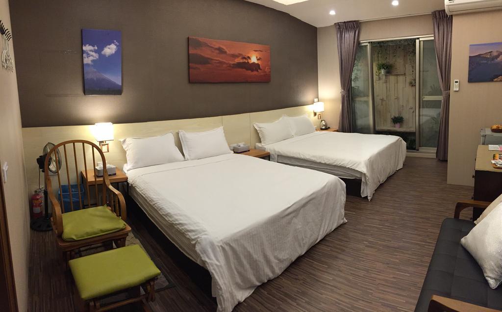 Cozy Cozy Hostel Tainan Exterior foto